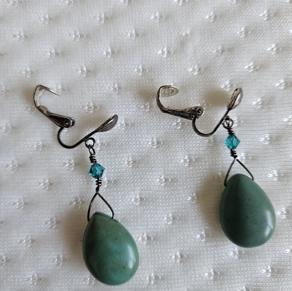 Southwest Style Turquoise Necklace, Bracelet and Earring set - Picture 10 of 14